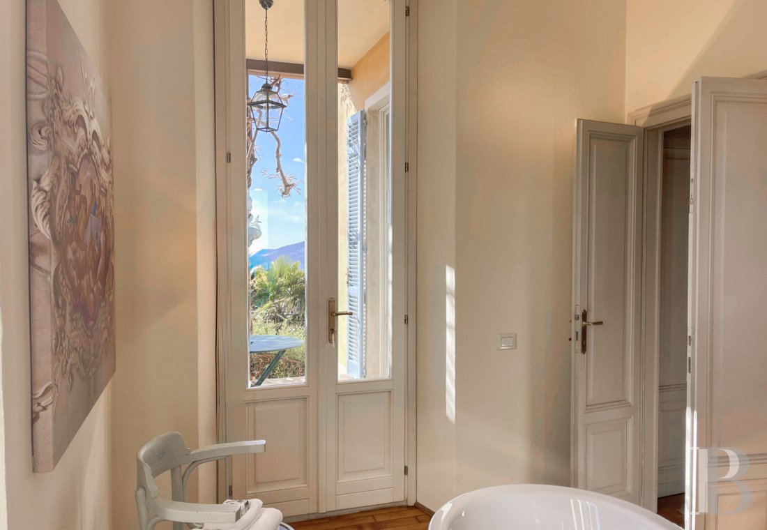 An Art Nouveau villa overlooking Lake Maggiore in Vignone, Italy - photo  n°14